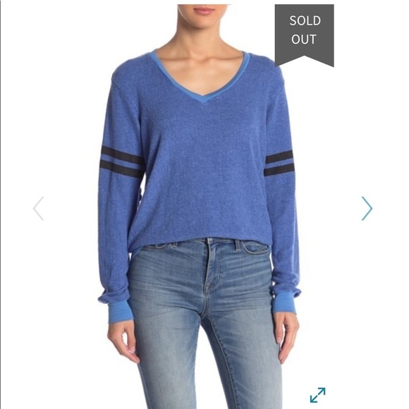 Wildfox | Essential Stripe V Neck Striped Pullover - Picture 1 of 7